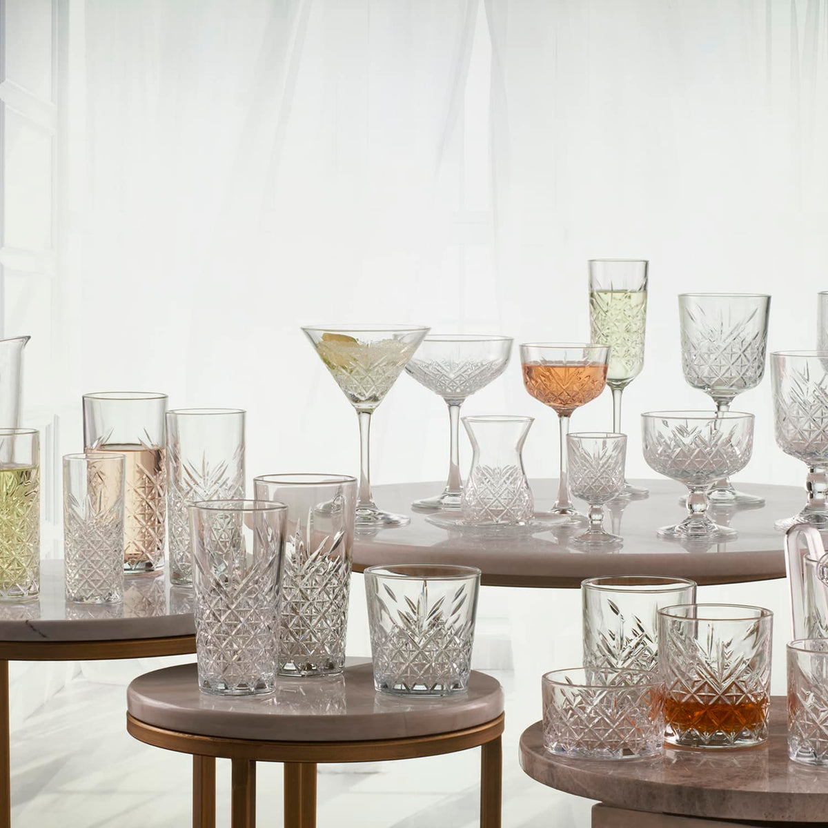 Pasabahce Timeless Wijnglas 33 Cl - 4 Stuks - Glazen.nl